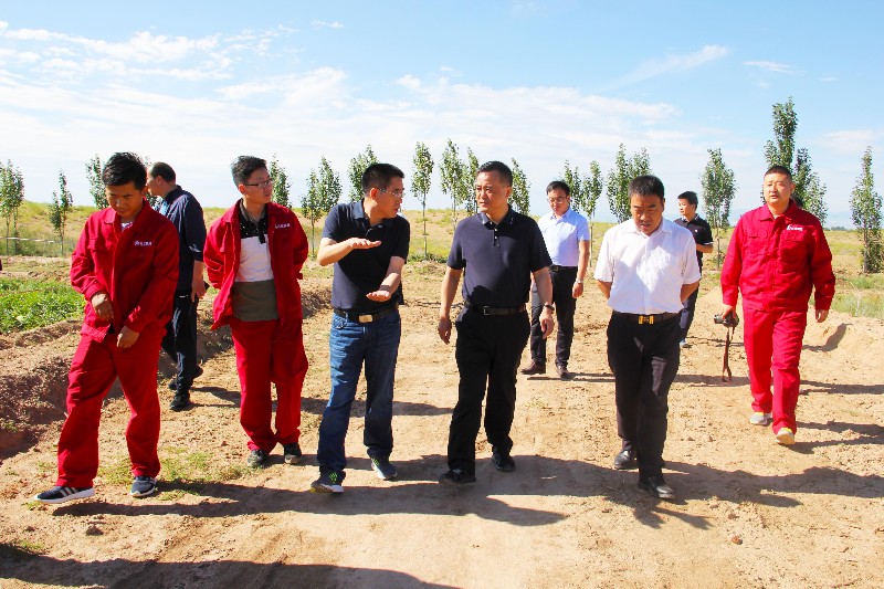 調(diào)研沙漠基地 (2).jpg