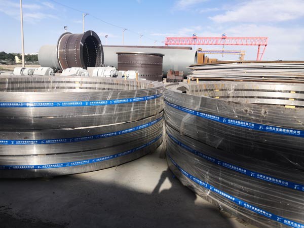 海原尖尖山、北山梁項(xiàng)目生產(chǎn)提速