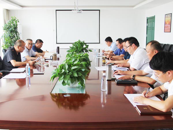 新能源公司黨支部召開(kāi)支委（擴(kuò)大）會(huì)議 學(xué)習(xí)傳達(dá)裝備公司黨委黨建工作會(huì)議精神